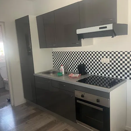 Elena Apartment