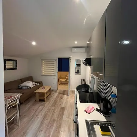 Apartment Elena